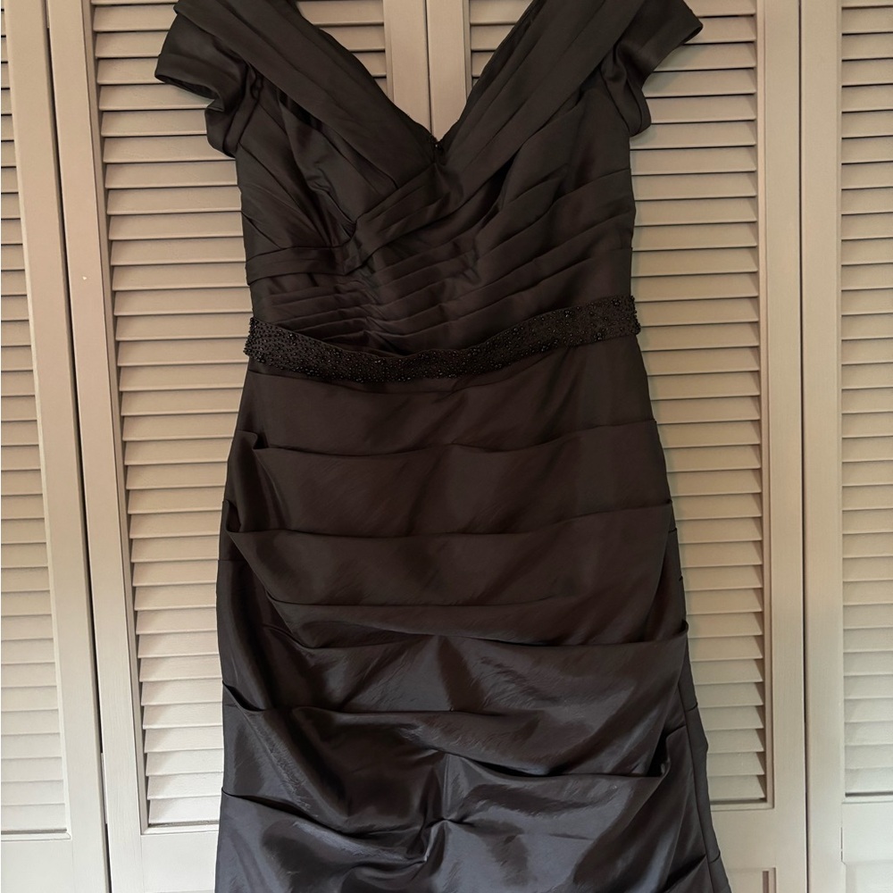 Black Off the Shoulder Rouge Dress